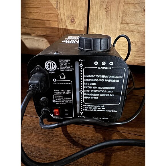The Fog Machine GEMMY Electric Fogger Machine - No Fluid - Picture 8 of 10